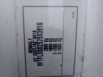 2017-renault-trafic-1402994-44855866