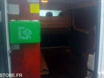 2017-renault-trafic-1402994-44855868