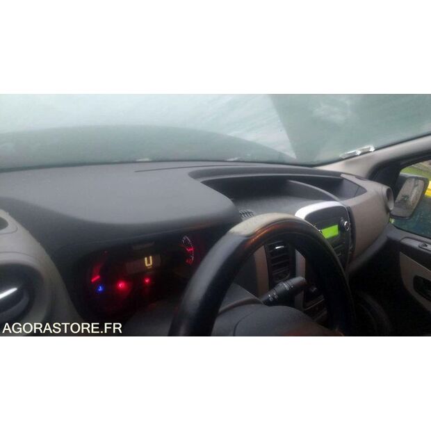 2017 Renault Trafic-44855872