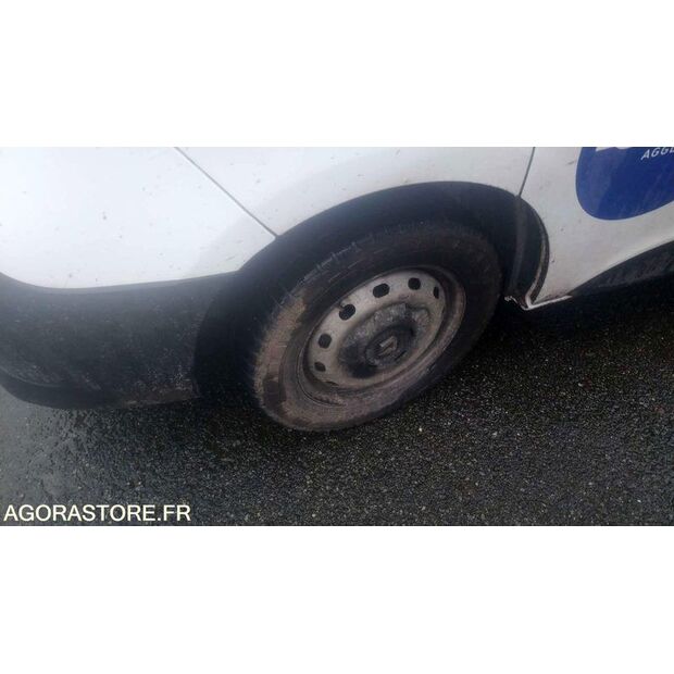 2017 Renault Trafic-44855874