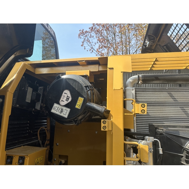 2024 Caterpillar 320D-44855902