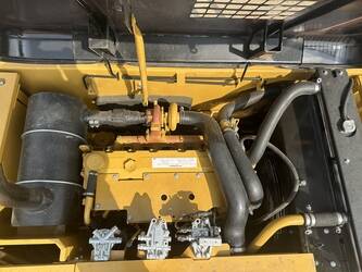 2024-caterpillar-320d-1403387-44855911