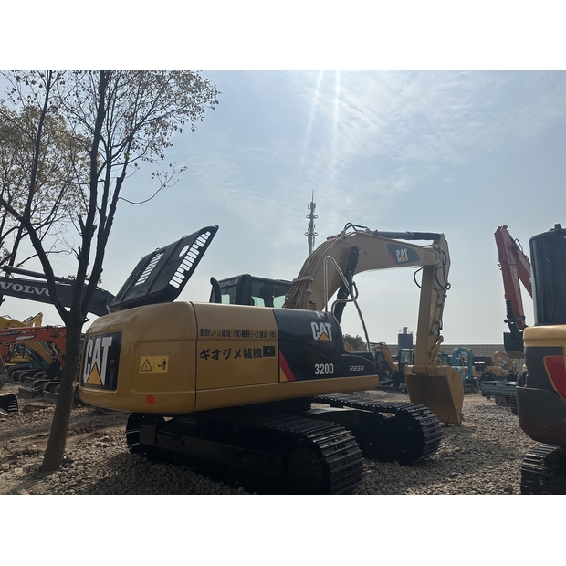 2024 Caterpillar 320D-44855915