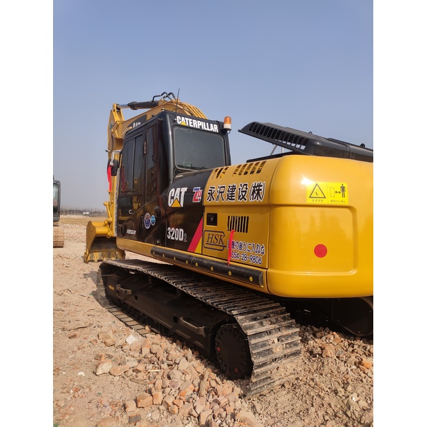 2023 كاتربيلر 320D2-44855921