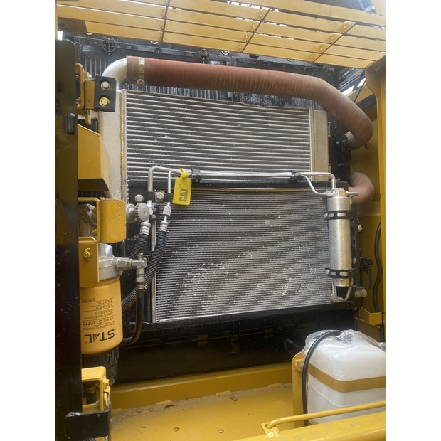 2025 كاتربيلر 320D2L-44855949