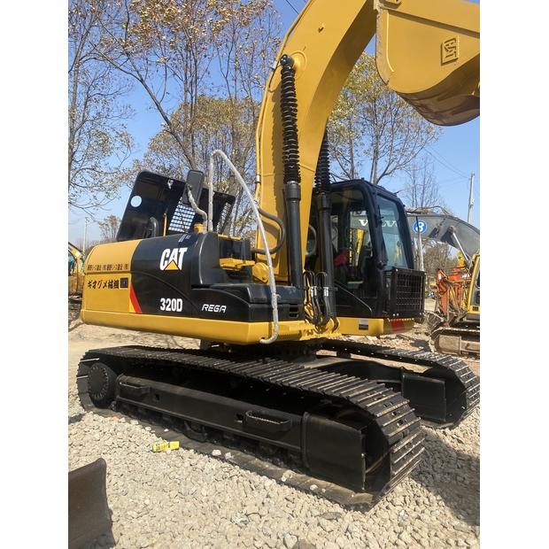 2024 Caterpillar 320D-44855974