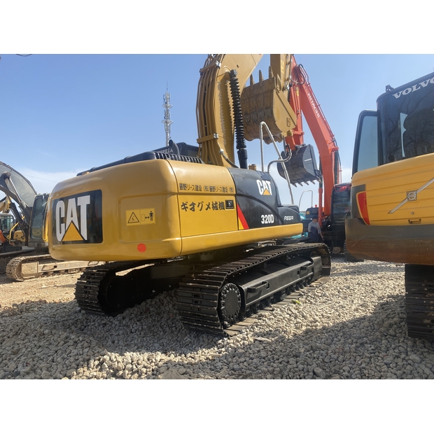 2024 Caterpillar 320D-44855976