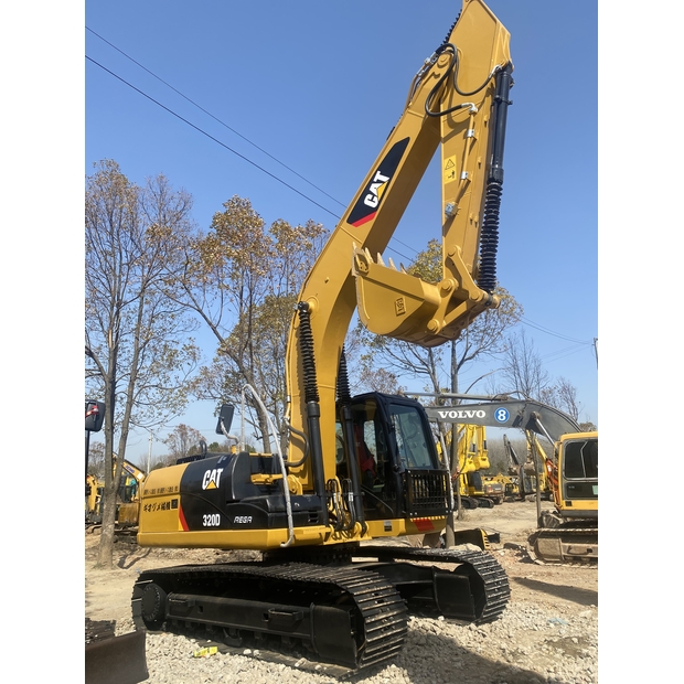 2024 Caterpillar 320D-44855980