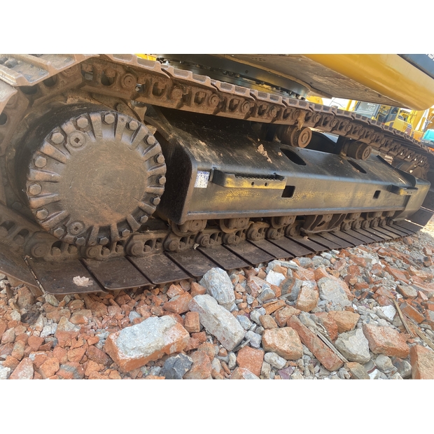 2023 كاتربيلر 2320D-44855995