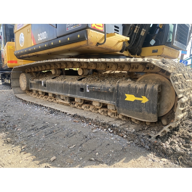 2022 كاتربيلر 320D-44856008