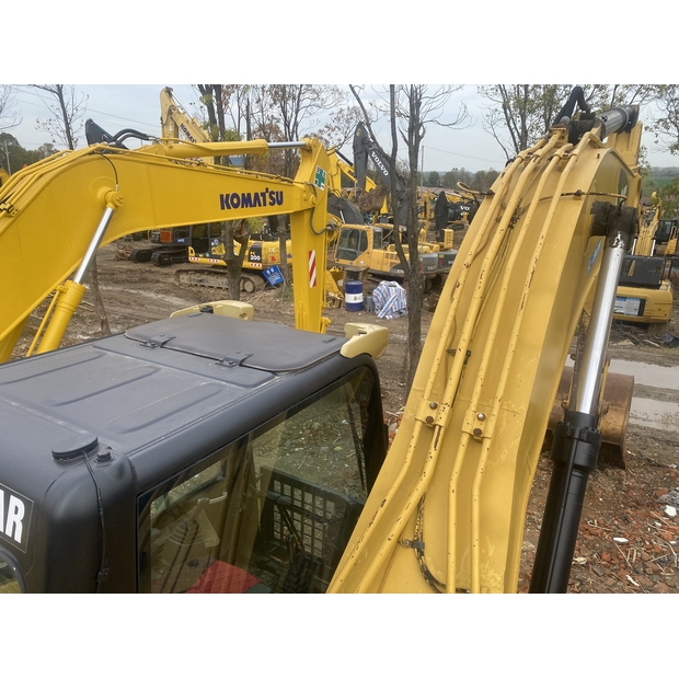 2022 كاتربيلر 320D2-44856021