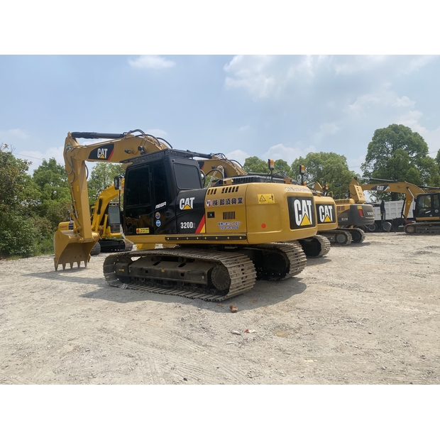 2024 Caterpillar 320D-44856039