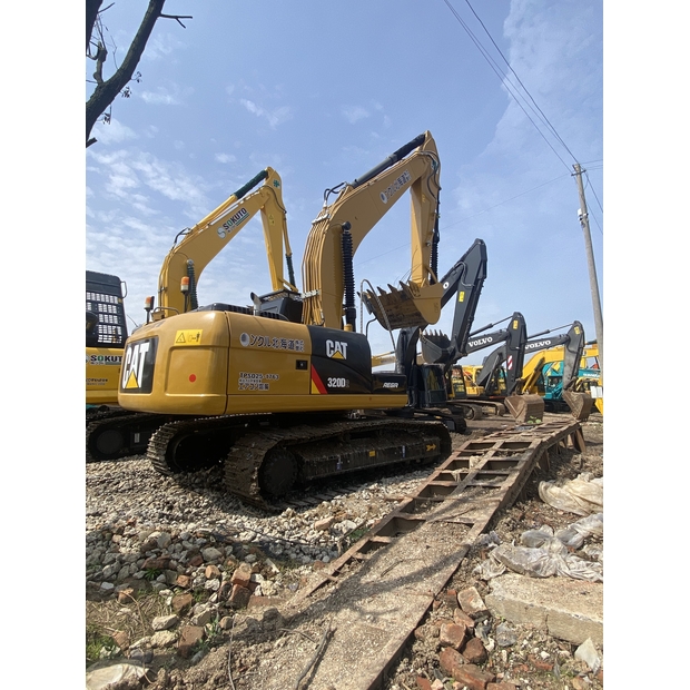 2024 Caterpillar 320D-44856059