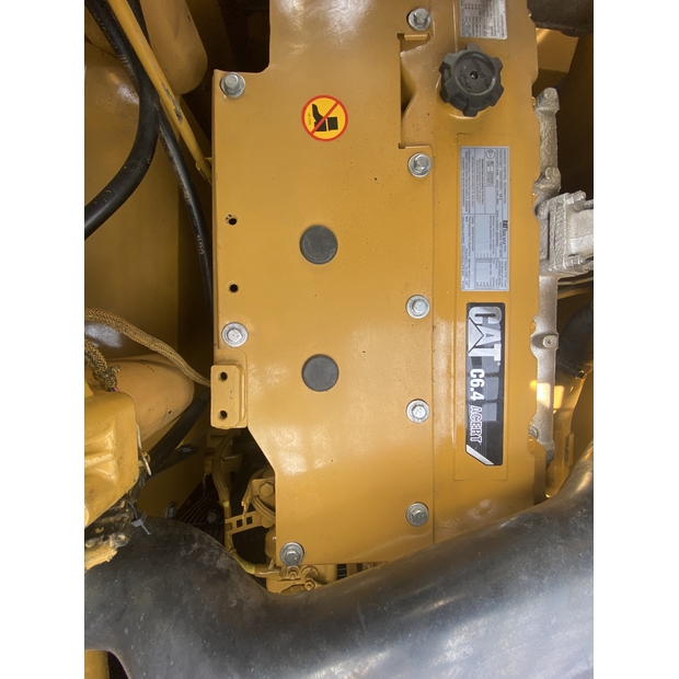 2024 Caterpillar 320D-44856066