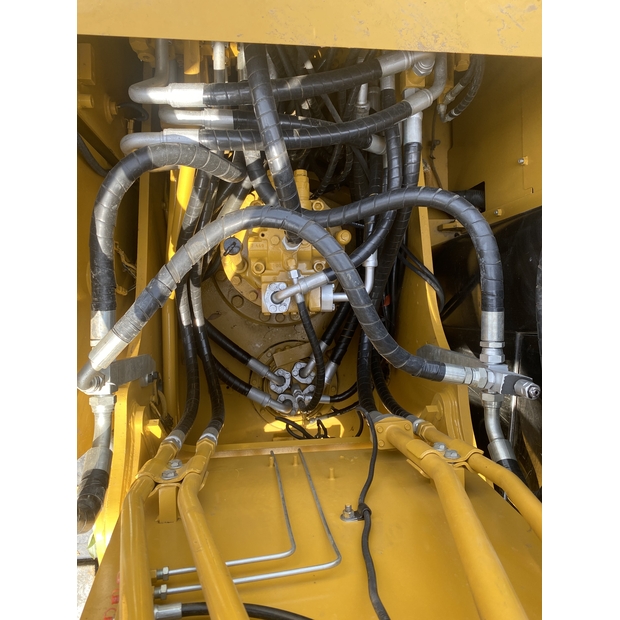 2024 Caterpillar 320D-44856067