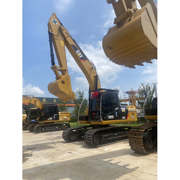 2023 Caterpillar 320D-44856789