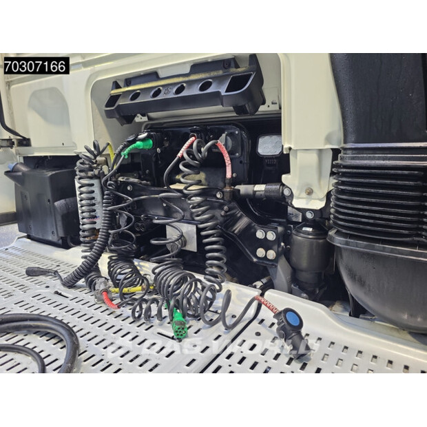 2018 داف XF 480-44856798