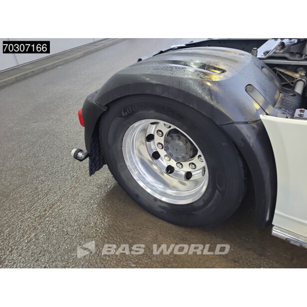 2018 داف XF 480-44856812