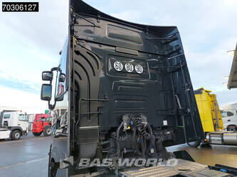 2022-renault-t520-1403421-44857164
