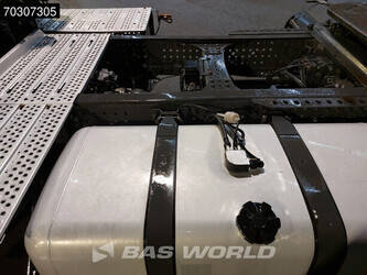 2015-mercedes-benz-actros-1845-1403423-44857243