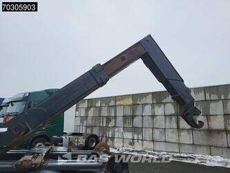 2016-mercedes-benz-arocs-3251-1403424-44857271