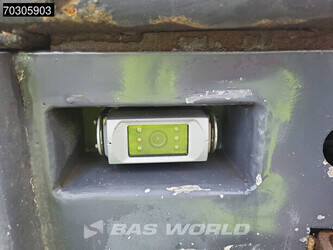 2016-mercedes-benz-arocs-3251-1403424-44857286