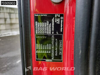 2016-mercedes-benz-arocs-3251-1403424-44857306