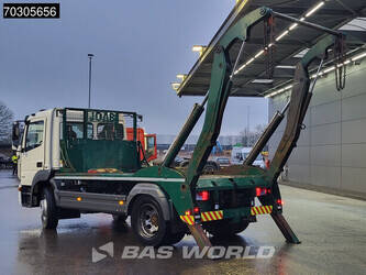 2014-mercedes-benz-atego-1527-1403427-44857391