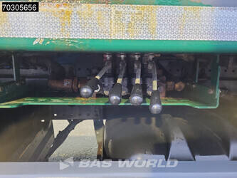 2014-mercedes-benz-atego-1527-1403427-44857401