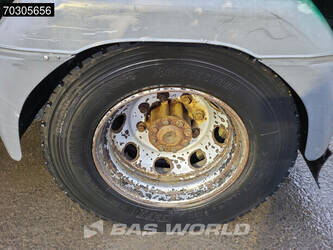 2014-mercedes-benz-atego-1527-1403427-44857402