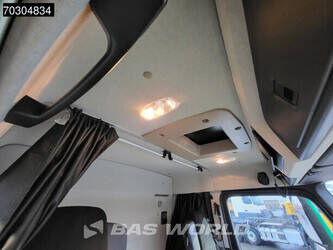 2017-mercedes-benz-actros-2545-1403433-44857628