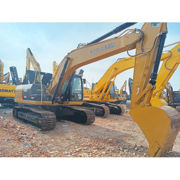 2025 كاتربيلر 320D2L-44857710