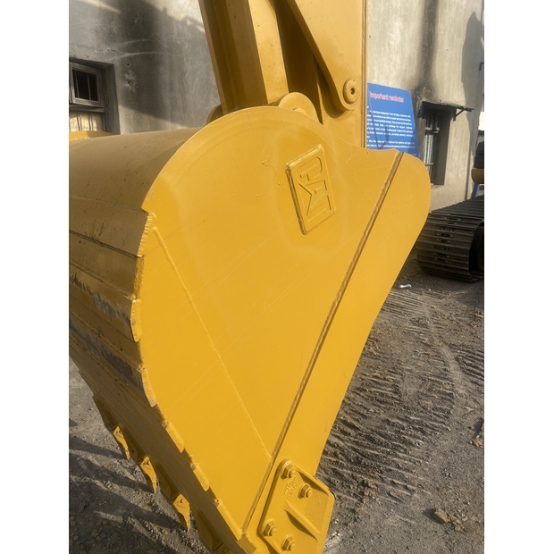 2024 Caterpillar 320D2-44857724