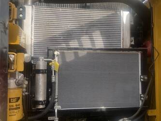 2024-caterpillar-320d2-1403437-44857736