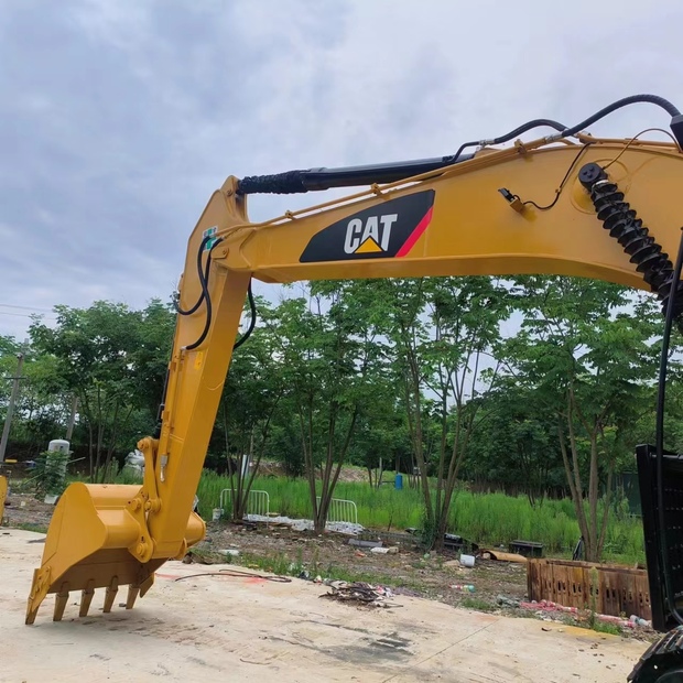 2023 Caterpillar 320D-44857741