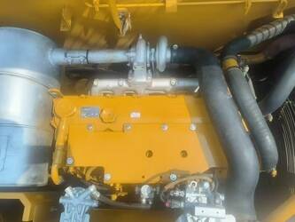 2023-caterpillar-320d-1403438-44857744