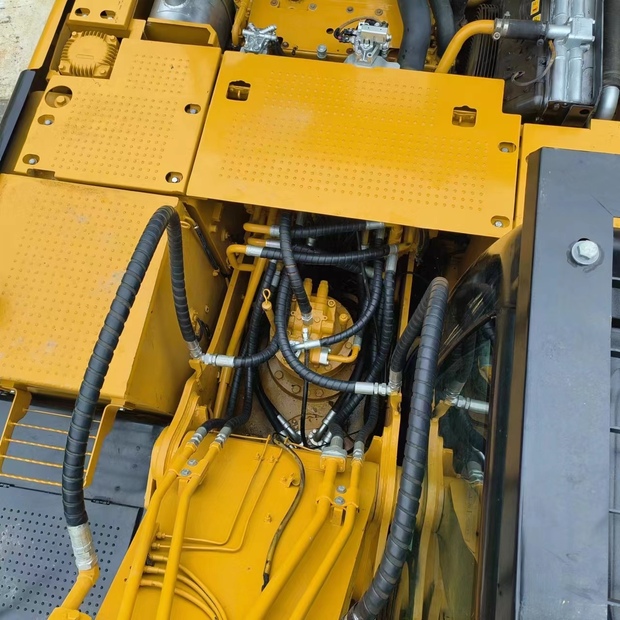 2023 Caterpillar 320D-44857750