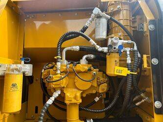 2023-caterpillar-320d-1403439-44857765