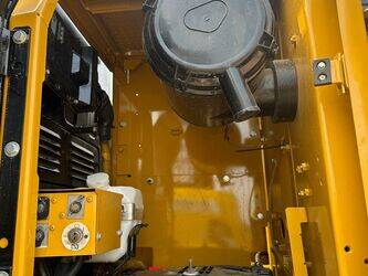 2023-caterpillar-320d-1403439-44857768