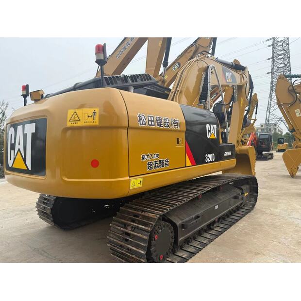 2024 Caterpillar 320D2L-44857776
