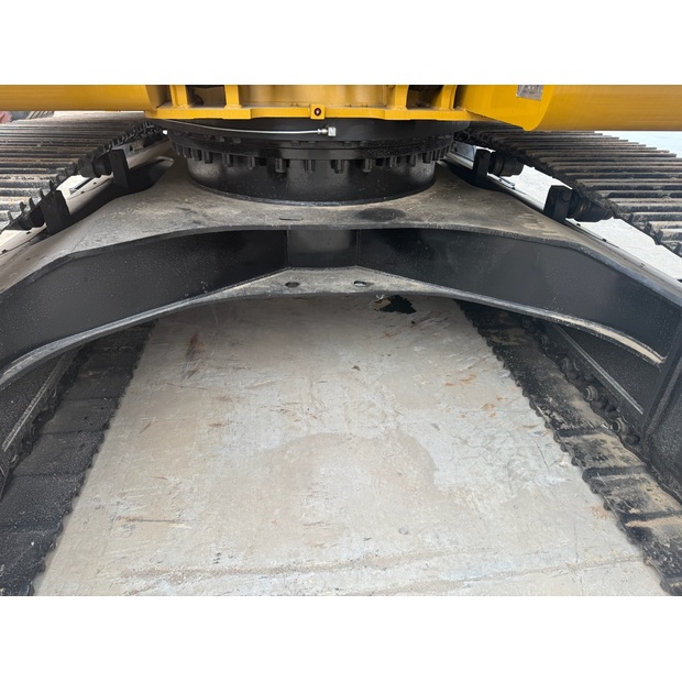 2024 Caterpillar 320D2L-44857785