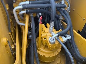 2024-caterpillar-320d2l-1403440-44857787