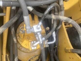 2023-caterpillar-320d2-1403441-44857805