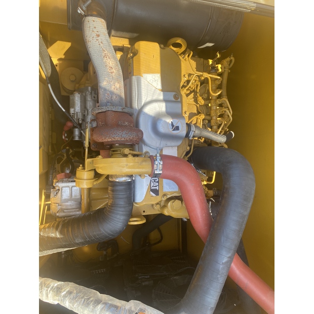 2024 Caterpillar 320GC-44857812