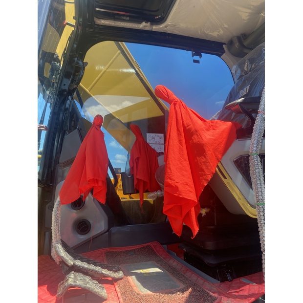 2024 Caterpillar 320GC-44857815