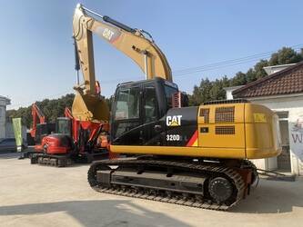 2024-caterpillar-320d2l-1403444-44858091