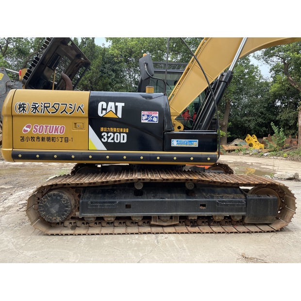 2022 Caterpillar 320D-44858096