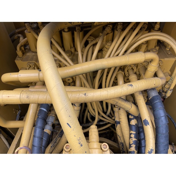 2022 Caterpillar 320D-44858104