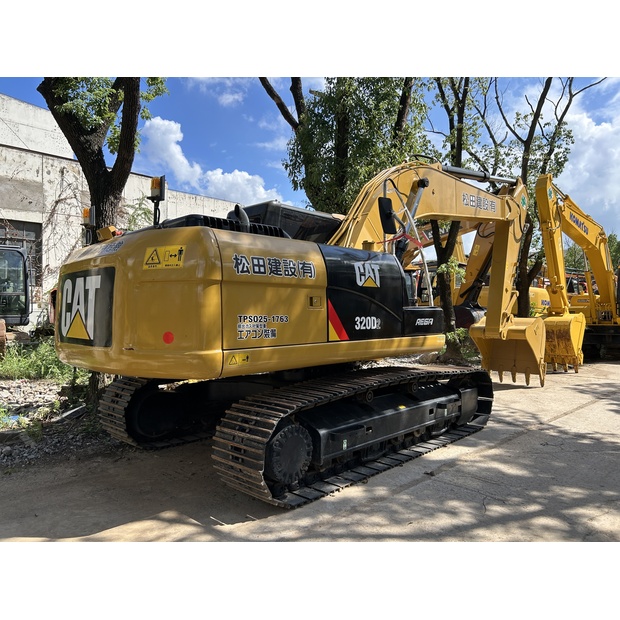 2023 كاتربيلر 320D-44858147