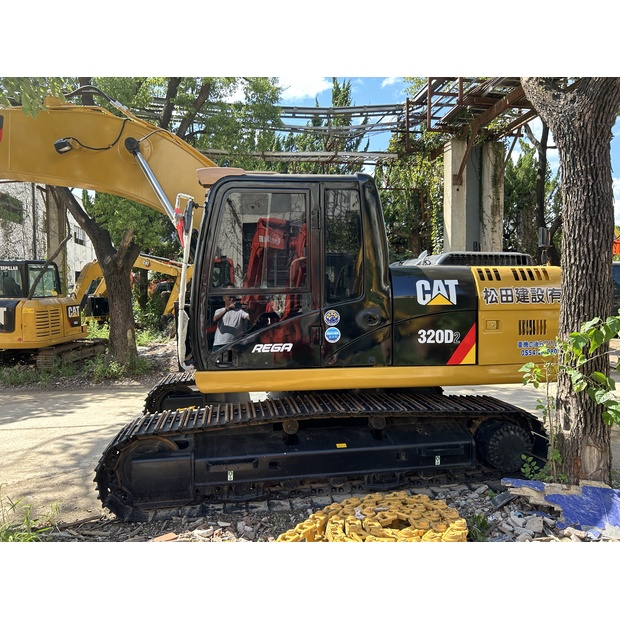 2023 كاتربيلر 320D-44858150